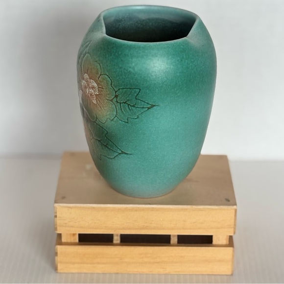 Vintage JORDI SERRA MORAGAS Spanish Studio Art Pottery Vase floral decor 1970’s. - Picture 2 of 9